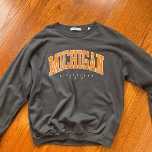 Missguided Michigan gray and orange crewneck super soft